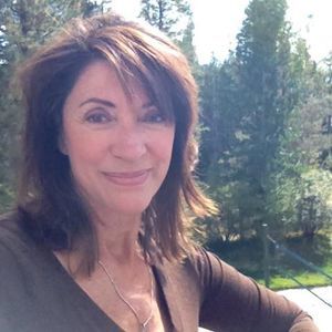 Meet your Posher, Valorie